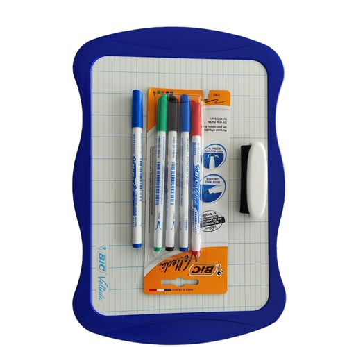 Ardoise blanche avec marqueur
